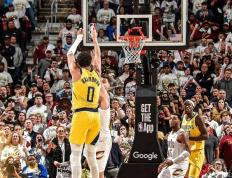 开云体育登录-包含步行者重挫太阳，特纳砍下一箭绝杀，艾顿空砍的词条