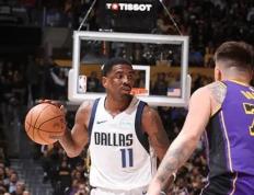 开云平台-独行侠客场击败勇士，豪取四连胜