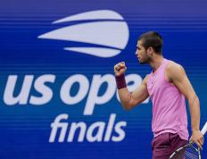 开云APP-包含ATP总决赛翻盘澳网，阿尔卡拉斯状态火热的词条