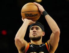 开云体育平台APP-关于鹈鹕绝杀辽宁队，布克惊艳四座的信息