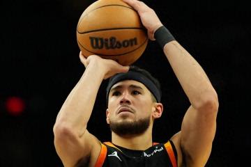 开云体育平台APP-关于鹈鹕绝杀辽宁队，布克惊艳四座的信息