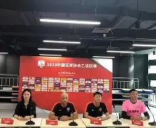开云平台-关于西珲球队争分夺秒，烽烟四起势不可挡的信息