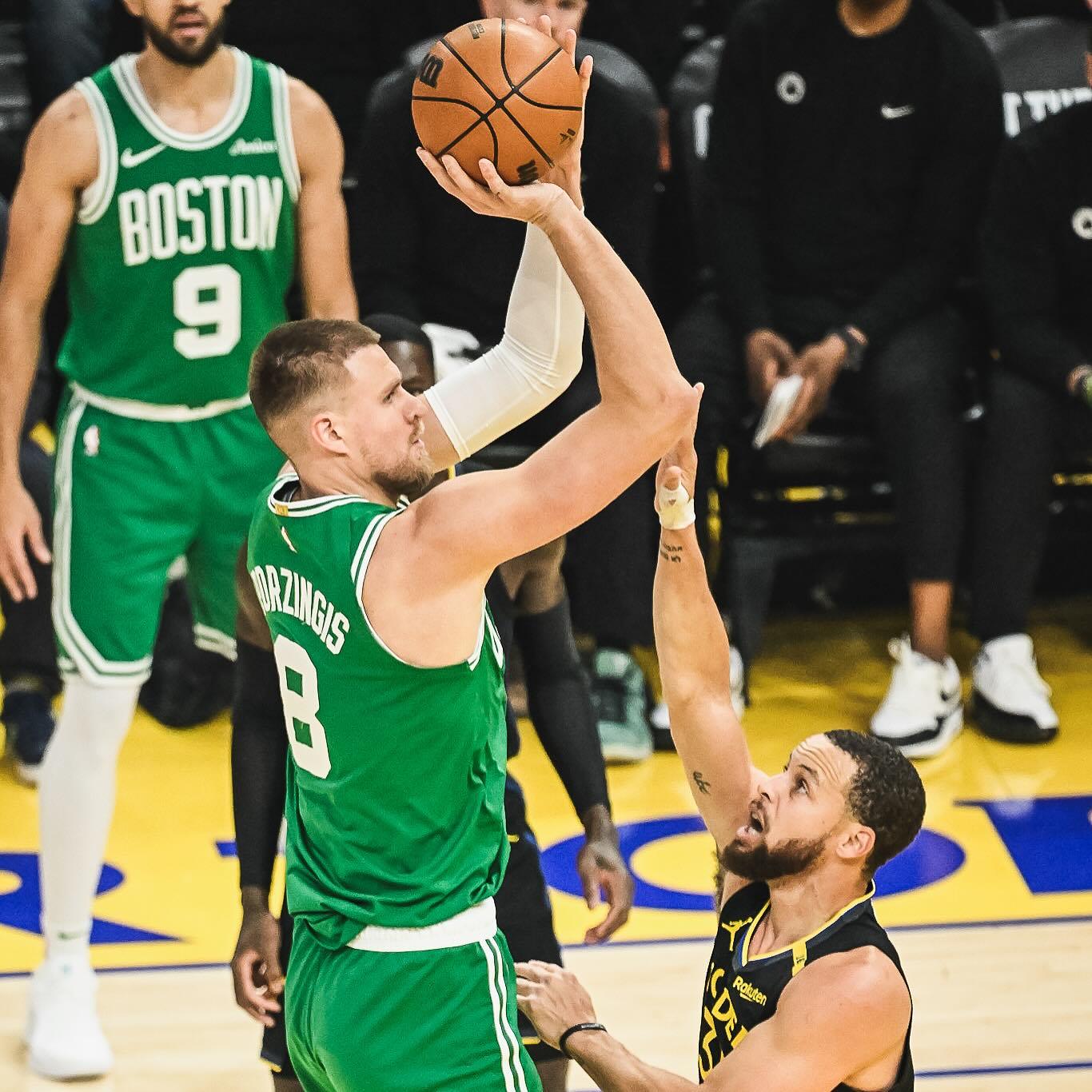 开云平台-关于勇士遭遇凯尔特人强势反击，遗憾失利的信息