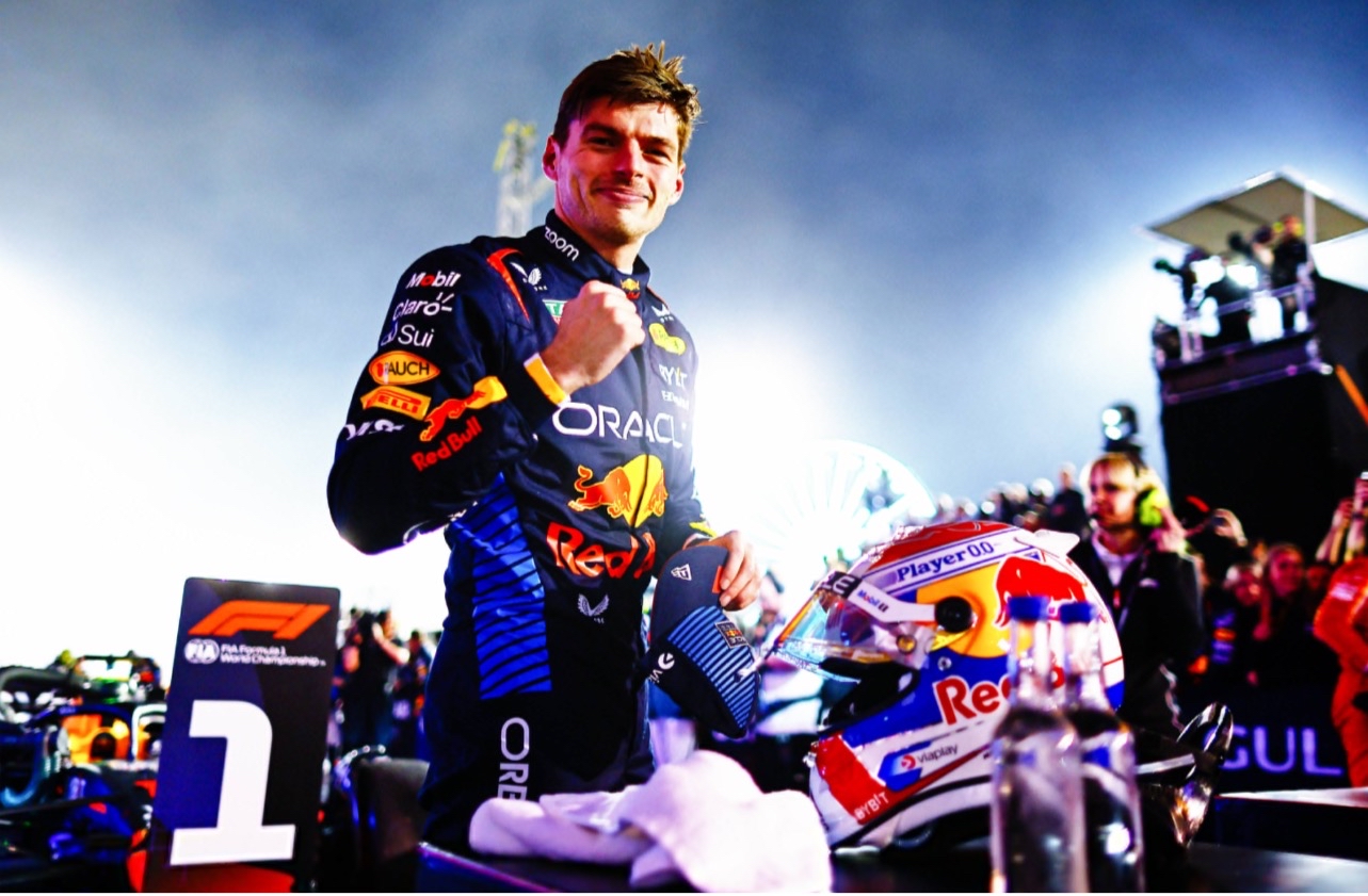 开云下载-红牛二队轻取哈斯车队，维斯塔潘高光表现