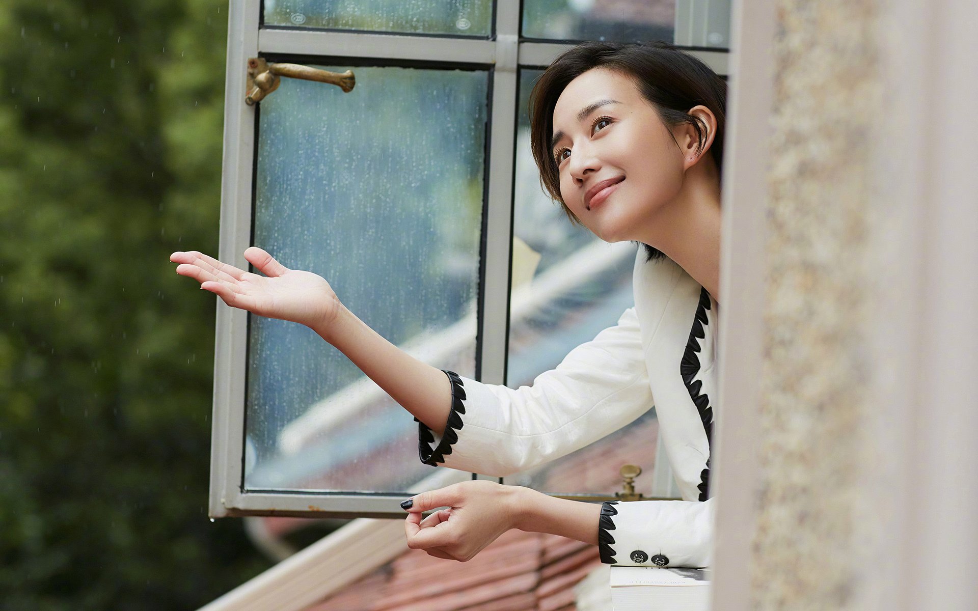 开云体育平台APP-老将不朽！苏亚雷斯爆发助乌拉圭取胜，秘鲁强势晋级撼动巴拉圭