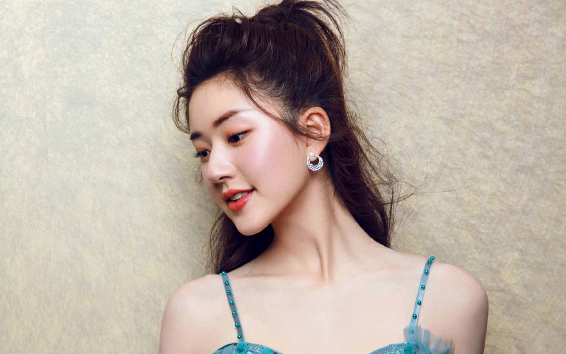 开云体育官方网站-英超争冠之夜,格列兹曼惊艳四座,谱写绿茵传奇