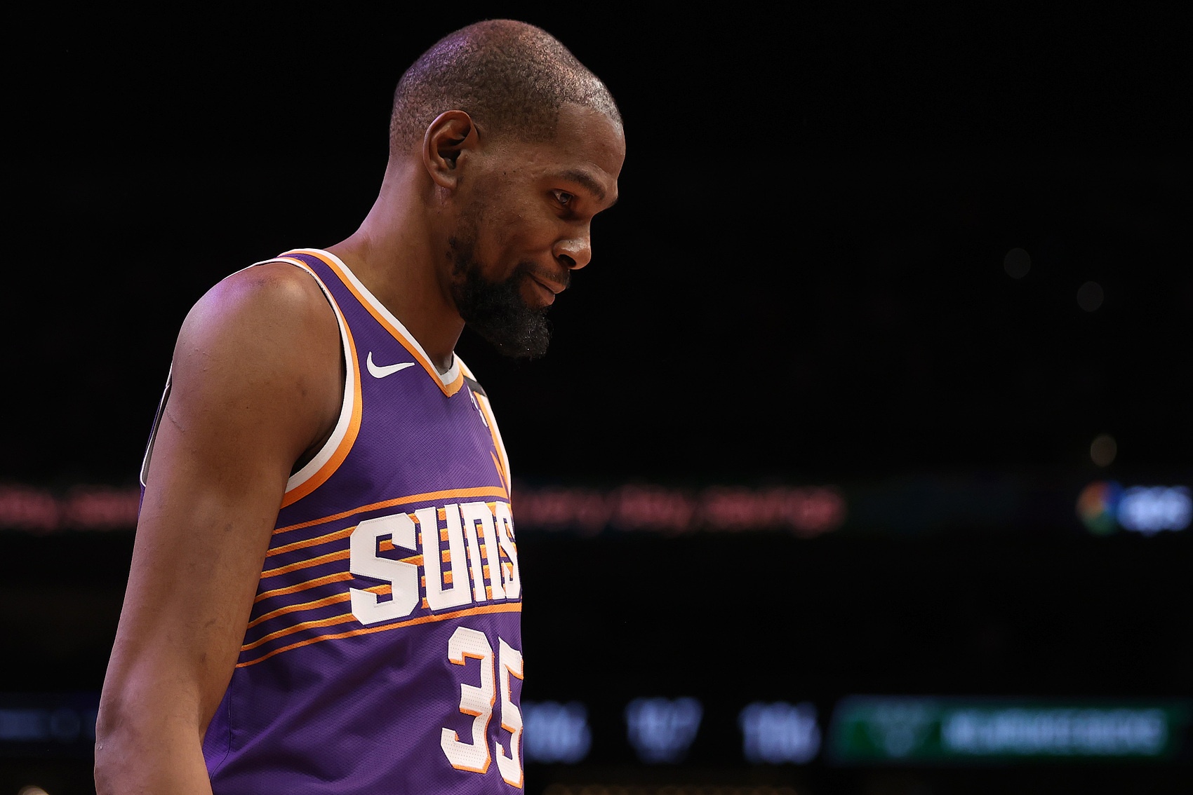 开云体育官方网站-太阳狂胜马刺,浓眉成为关键先生