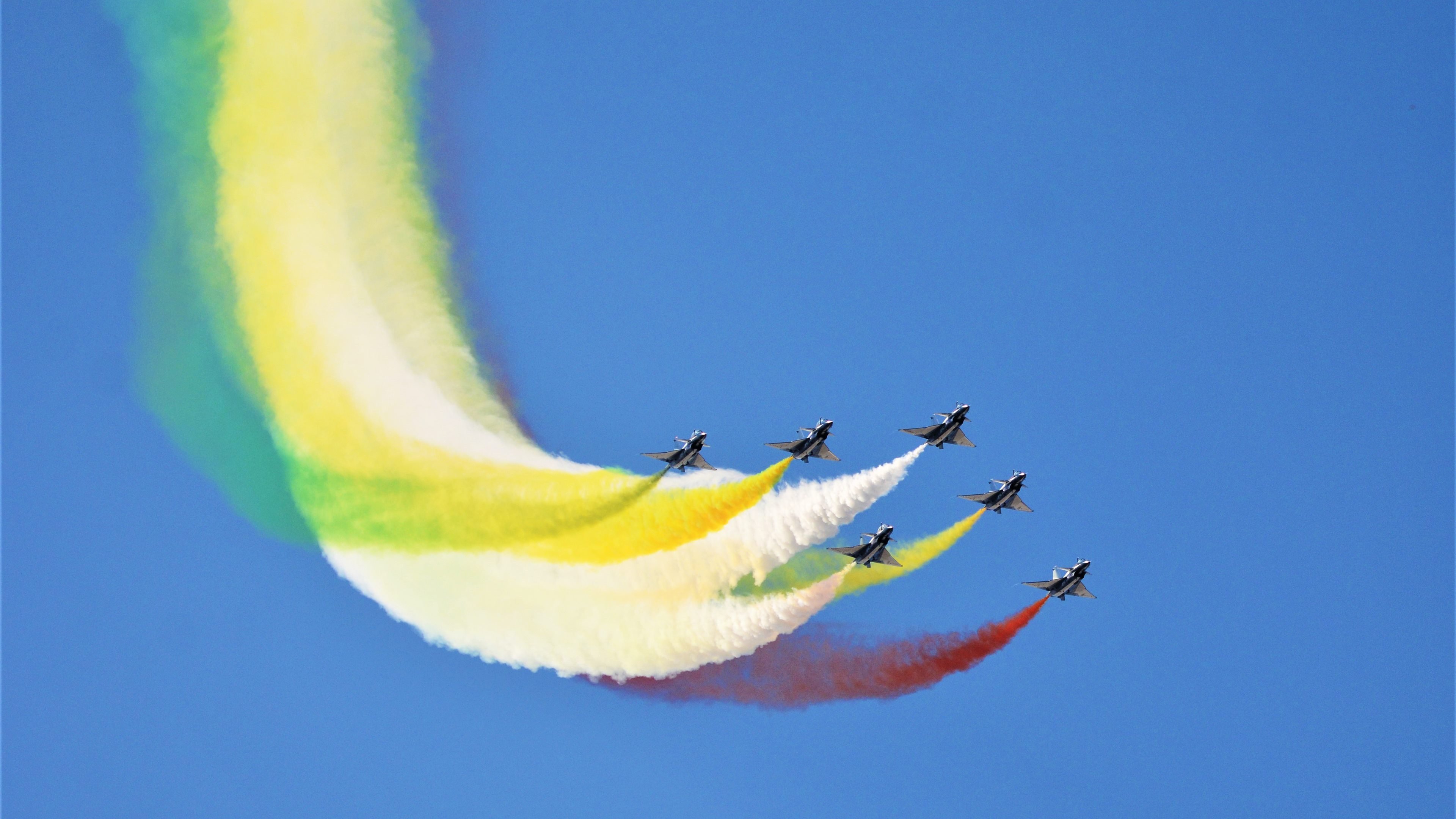 开云体育在线-个人英雄与团队王座，恩比德的70分之夜与湖人的完胜启示